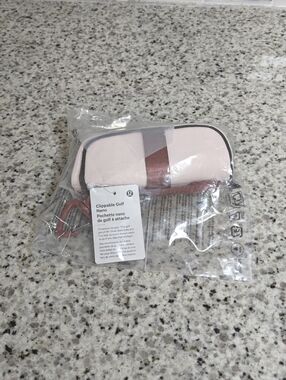 Lululemon Clippable Nano Golf Pouch (Pink Pearl/Dusk)